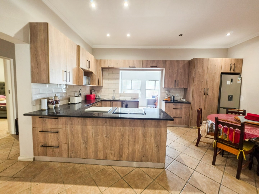 1 Bedroom Property for Sale in Stilbaai Western Cape